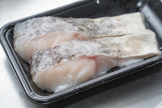 サバ以外の味噌煮に合う魚：タラ（切り身：２～３切れ）