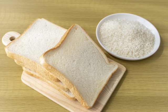 米粉の食パンの賞味期限切れと消費期限の日持ち＋常温・冷蔵庫と冷凍保存の方法