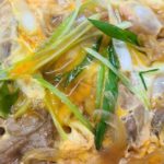 【他人丼】めんつゆ2倍と醤油！牛肉の卵とじ丼の簡単レシピ！関西風の作り方を紹介