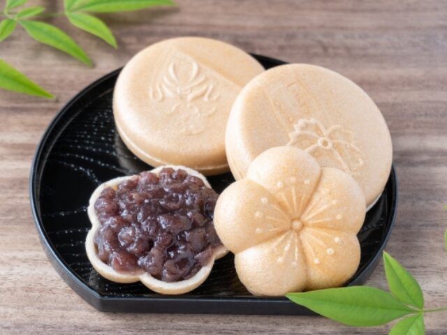 春のお彼岸（お供え物）：最中（もなか）がおすすめ！