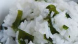 【生わかめご飯】ご飯と一緒に炊く!炊き込みご飯の人気レシピ!懐かしい味の黄金比率